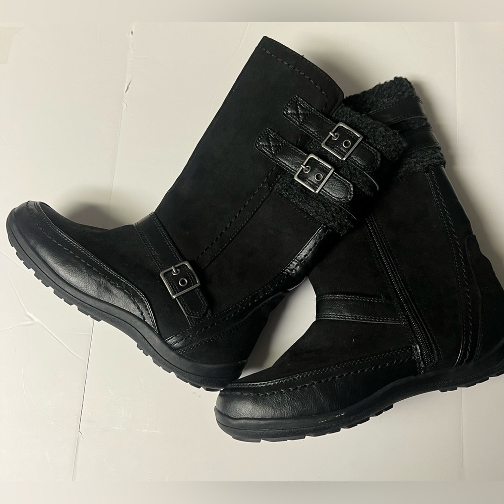 BARETRAPS WYONA Boots Black Size Y 6 / W 8 Zipper Buckles NEW